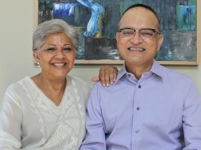 Imran Khan (MBA 1995) and Saleha Minto Establish the Abdul Hamid Khan Scholarship at LUMS